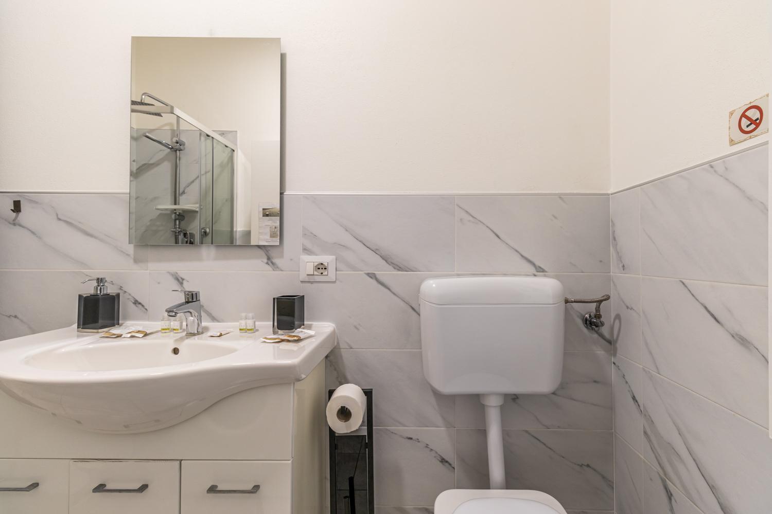 Ca 'Pico With Wifi-Few Steps From Center Apartamento Mirandola Exterior foto